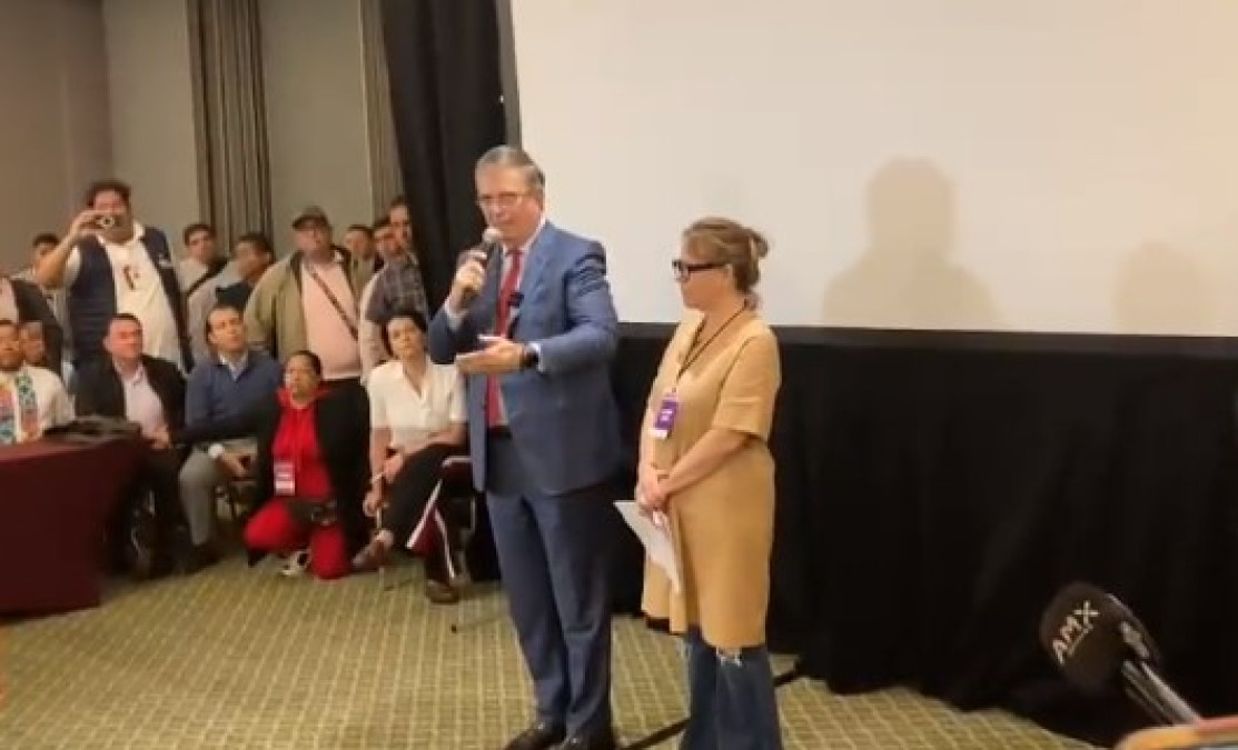 Ebrard pide reponer proceso de selección y denuncia agresión contra su equipo