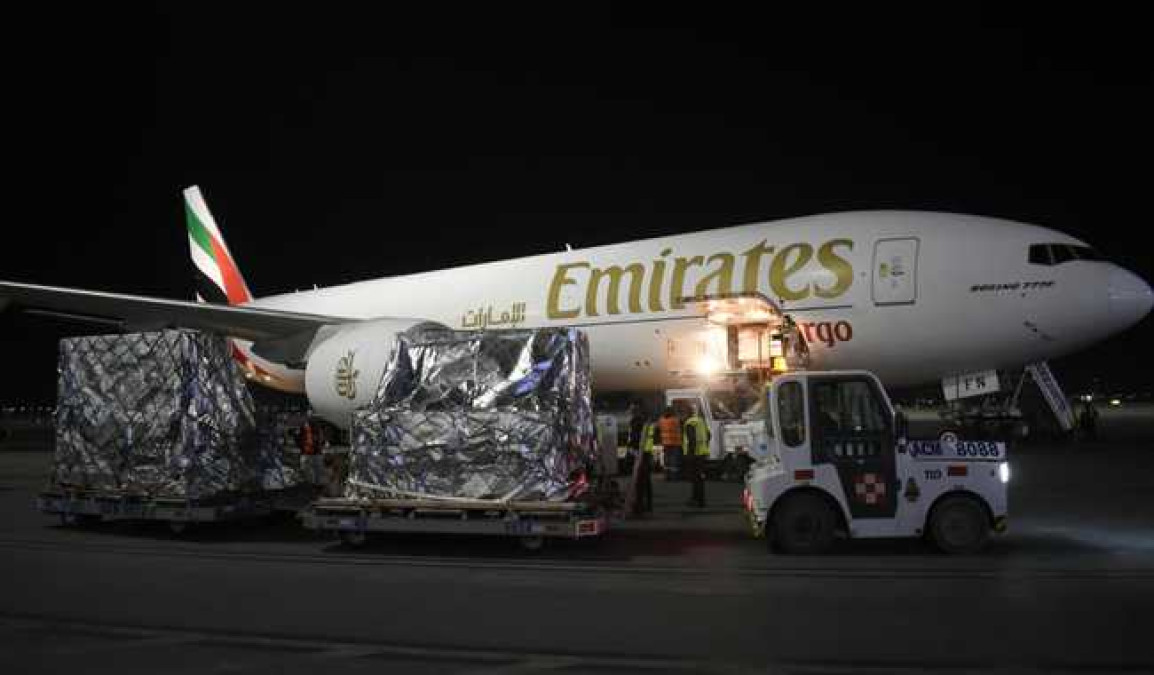 Recibe México 648 mil dosis de la vacua Sputnik