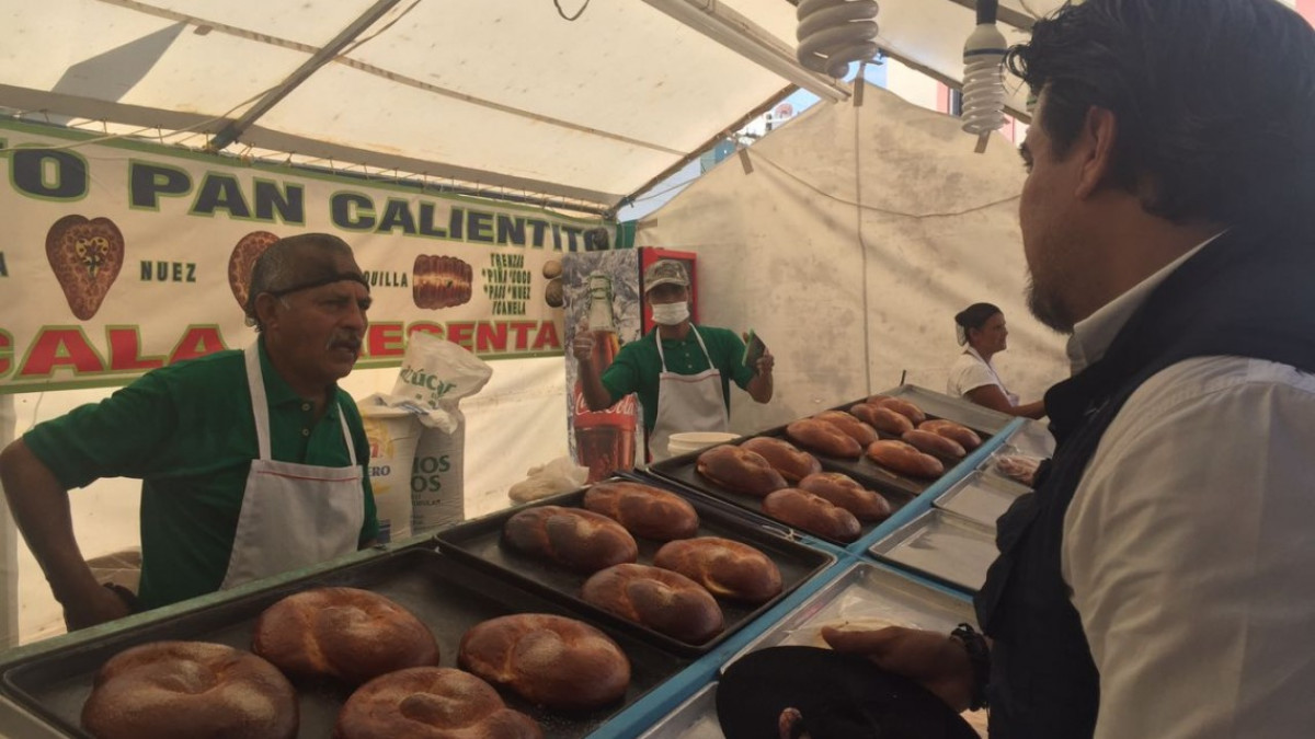 Coepris reparte cubre bocas y mallas para el cabello 