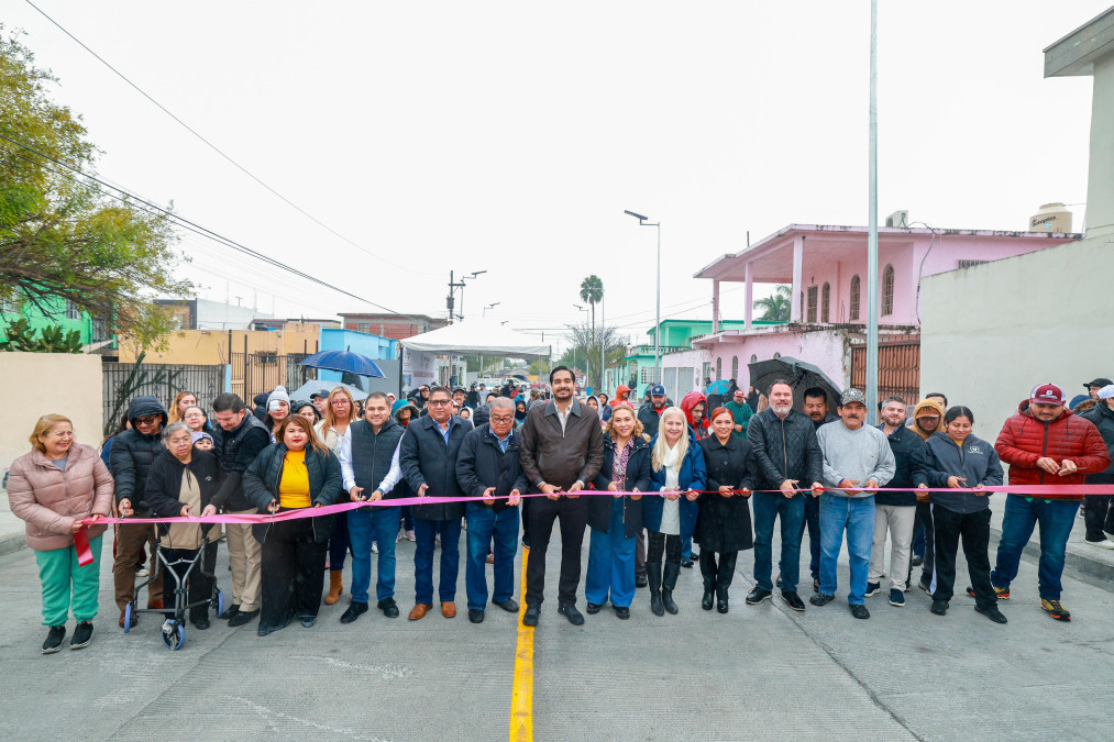 Inauguró Carlos Peña Ortiz pavimentación con recursos del REPUVE 
