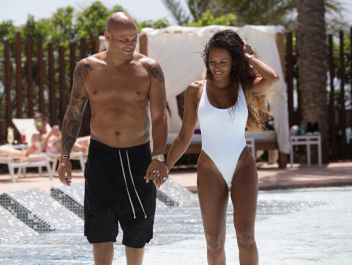 Mel B pide prestado para afrontar sus deudas