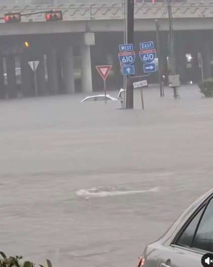 Houston bajo el agua: lluvias torrenciales provocan severas inundaciones