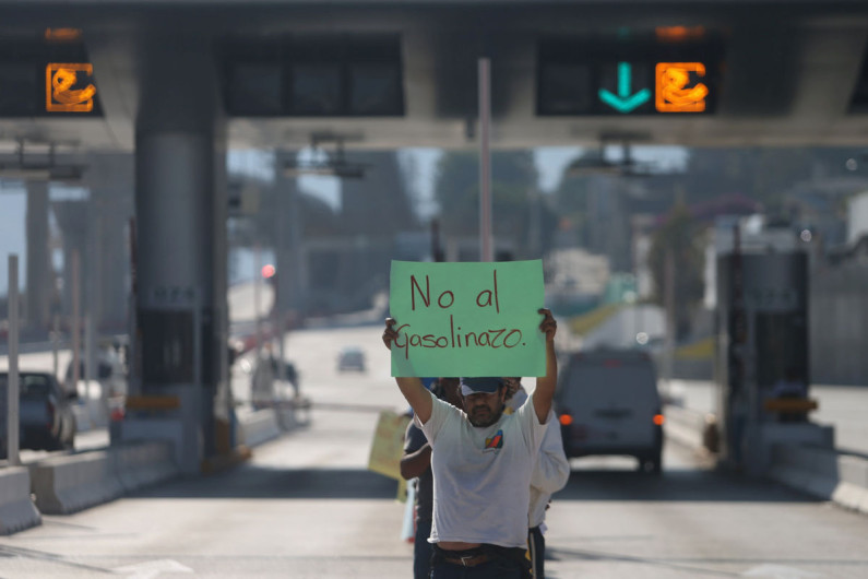 Diputados condenan agresiones a periodistas durante protestas por el gasolinazo