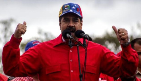 Bombardeo en Siria es un acto criminal del imperialismo: Maduro