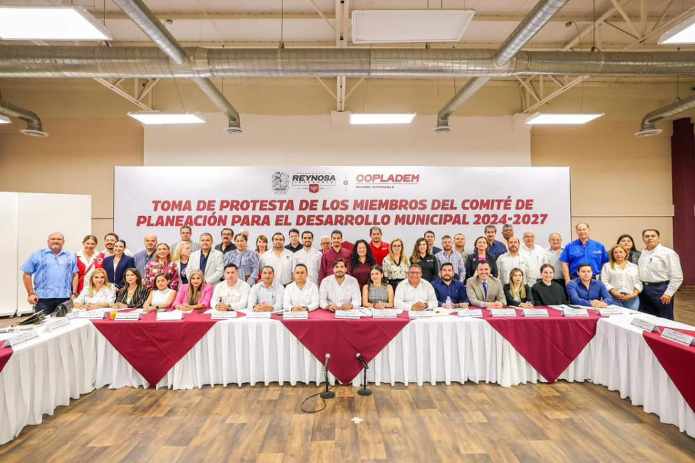 Rindieron protesta integrantes del COPLADEM ante el Alcalde Carlos Peña Ortiz 