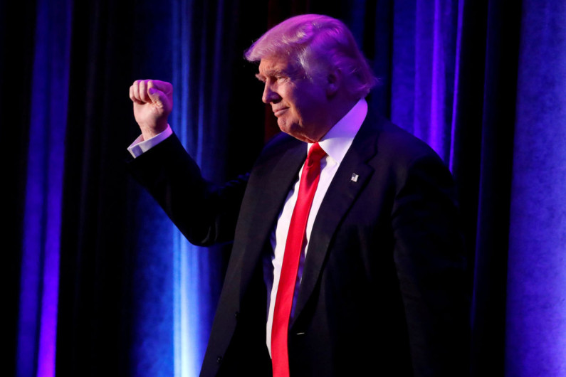 Afirma NTY que Trump negociaría con México muro fronterizo como parte del TLCAN