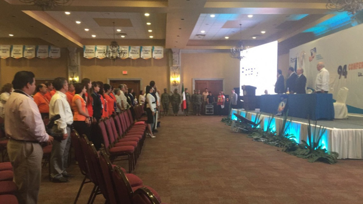 Chuchín de la Garza asiste a la reunión plenaria de rotarios 