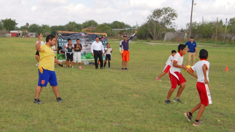 Alcalde muestra apoyo al deporte