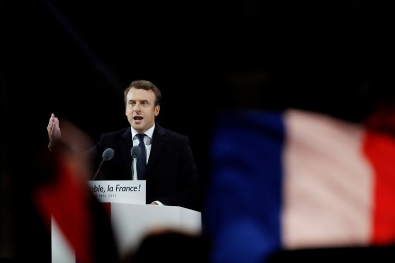 Popularidad del presidente francés continúa al alza