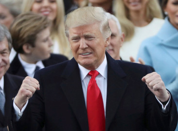 Presentan demanda contra Trump en NY por presunta violación a Constitución
