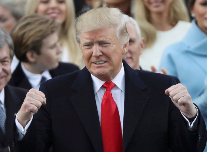 Presentan demanda contra Trump en NY por presunta violación a Constitución