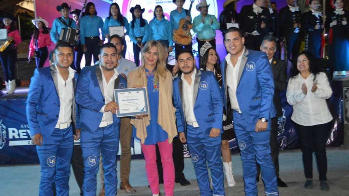 Realizan homenaje a Cornelio Reyna