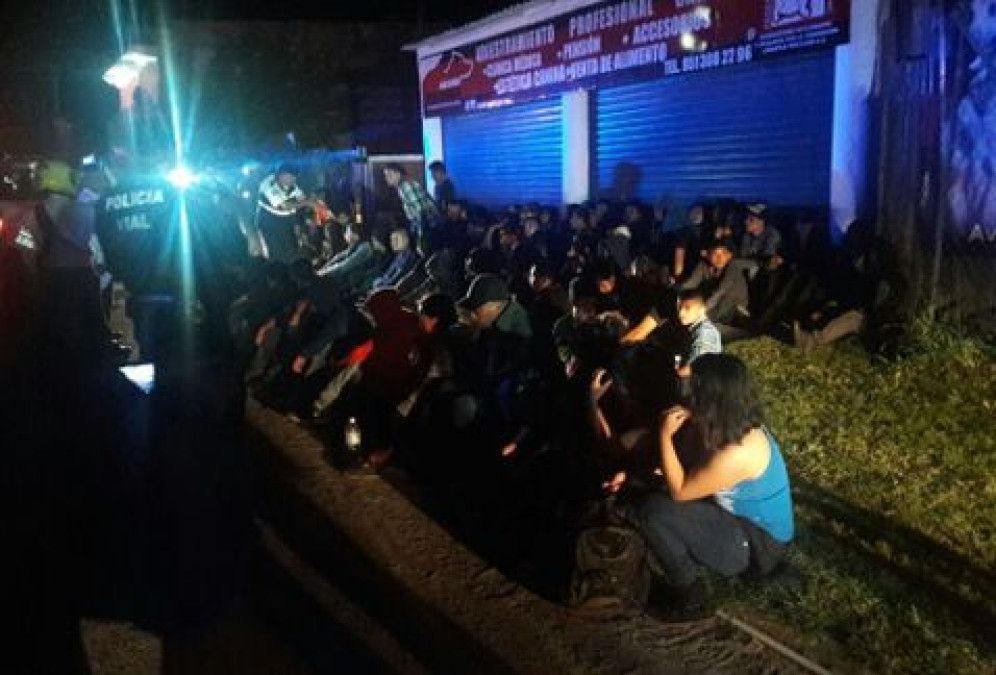 Rescatan a 79 indocumentados en Oaxaca 