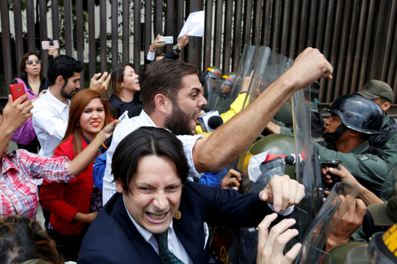 Expresa apoyo parlamento de UE a Asamblea Nacional de Venezuela