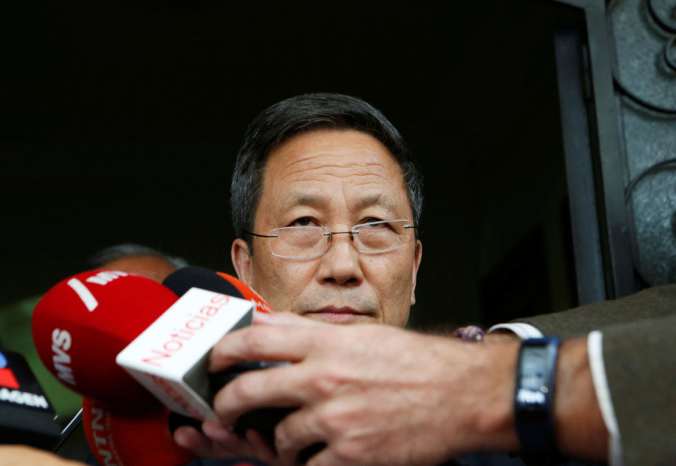 Morena declara su solidaridad ante expulsión de embajador norcoreano