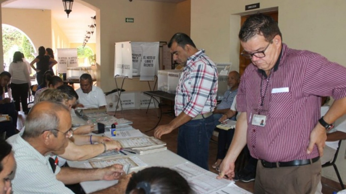 Casi listos los funcionarios de casillas para la elección del 2 de junio