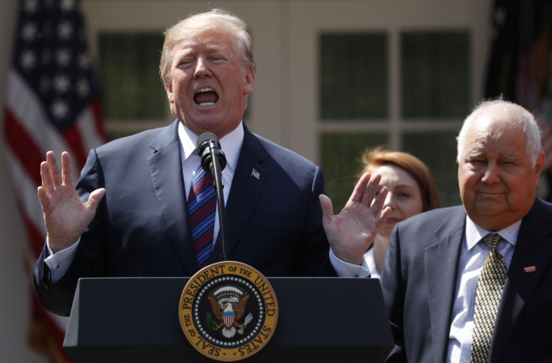 ¡Fue un gran honor despedir a Comey!: Trump