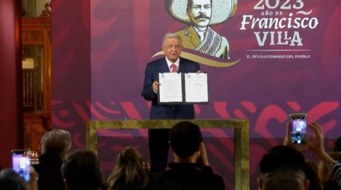 Firma AMLO decreto para preservar sitios sagrados de pueblos de 4 estados
