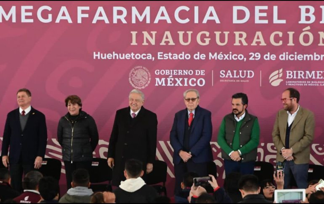 Inaugura AMLO la Megafarmacia del Bienestar