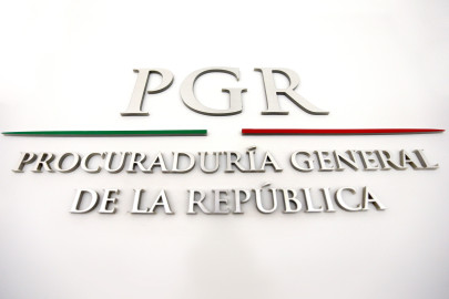 Sentencian a dos hombres a 23 años de prisión tras aseguramiento de arsenal