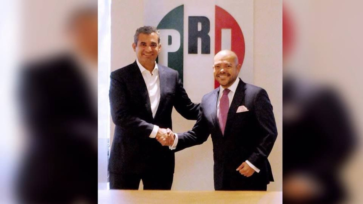 Ochoa Reza designa nuevo Secretario de Asuntos Internacionales