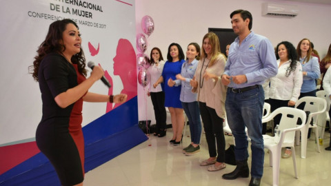 Ayuntamiento y DIF ofrecen conferencia "Atrévete Sin Miedos"