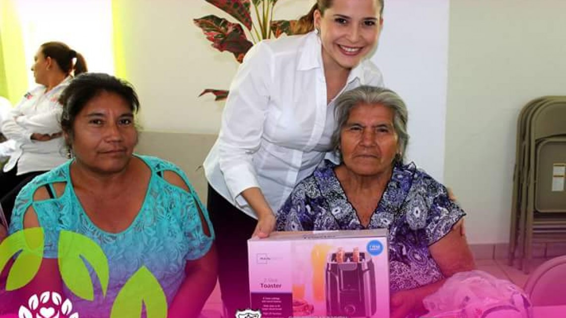 DIF realiza cuarta reunión mensual para adultos mayores