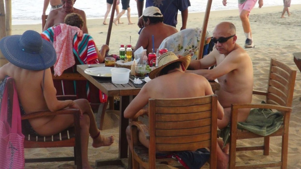 Zipolite es sede del Encuentro Nudista Latinoamericano 2017