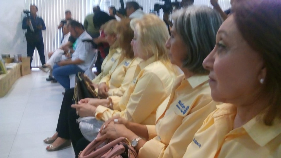 Club rotario “Matamoros Profesional” dona 4 mil libros a la secretaria de Educación de Matamoros