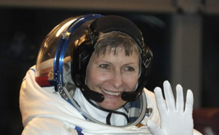 Peggy Whitson, regresa a la tierra y rompe récord 