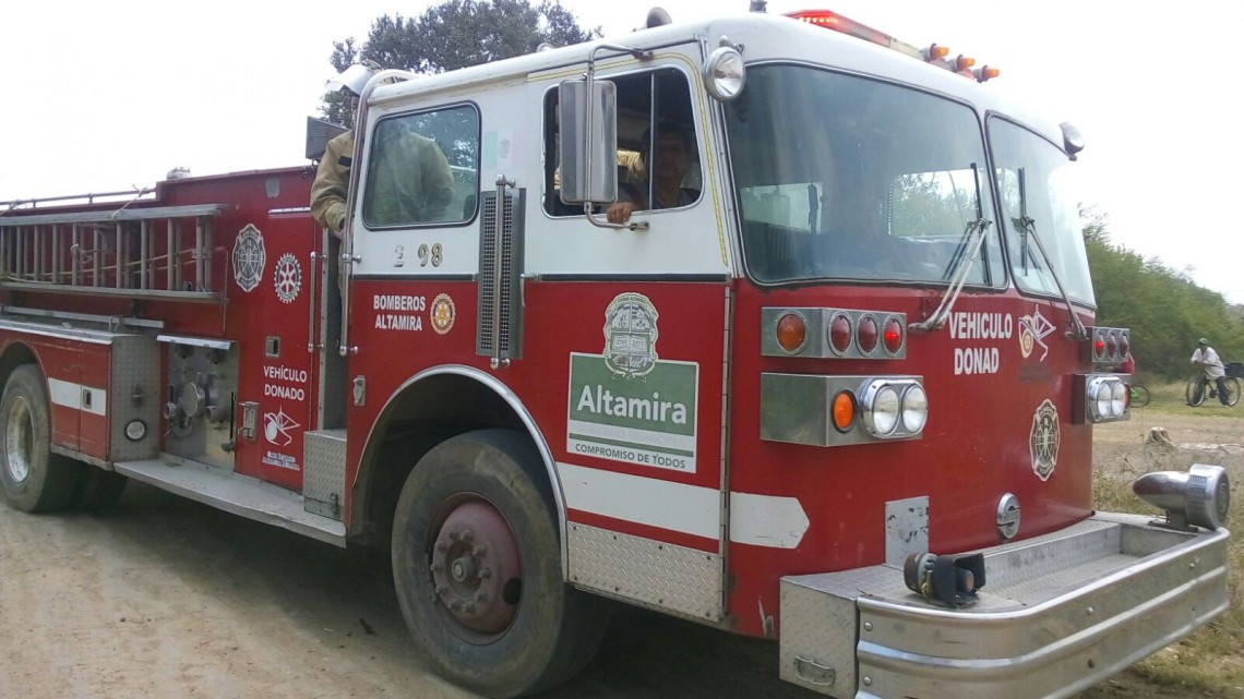 Tras olvidar frijoles en la lumbre, humilde vivienda se incendia.