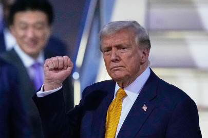 Trump admite que “le encantaría” un tercer mandato y respalda una fórmula Vance–Rubio para 2028