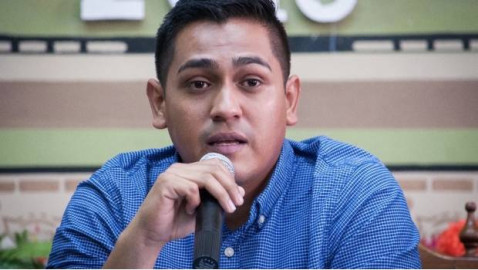 Mi padre sólo destapó  “la punta del iceberg”: Carlos Domínguez