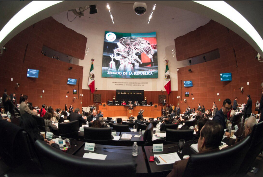 Eliminan pase automático del titular de PGR a Fiscal General