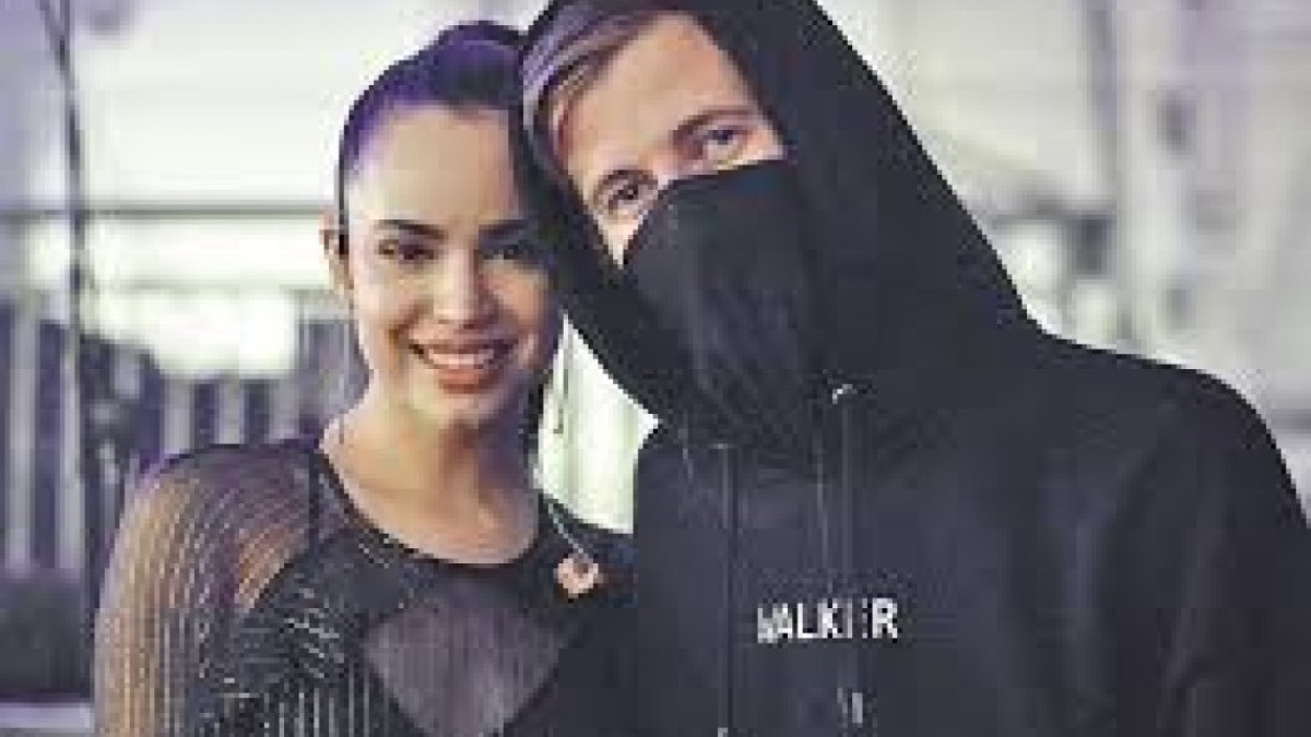 Alan Walker presenta el video vertical de Different World