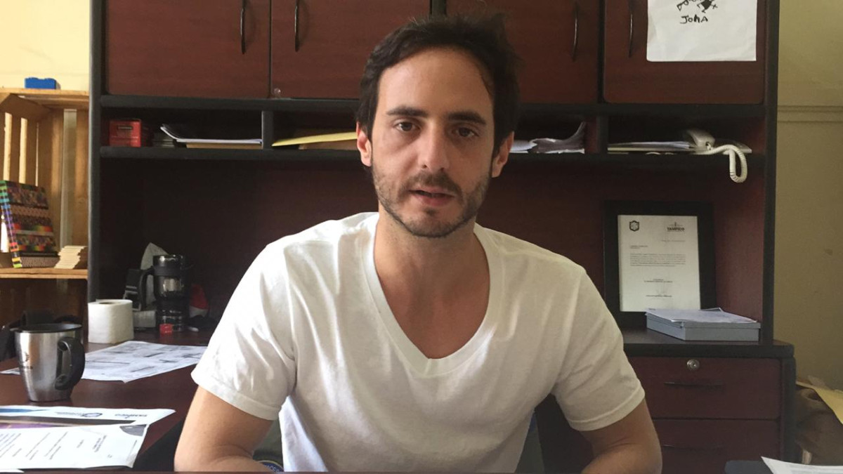 Invitan a jóvenes a tramitar becas en 10 universidades