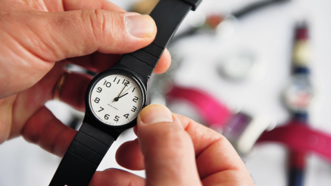 No olvides cambiar tu reloj, mañana inicia el Horario de Verano