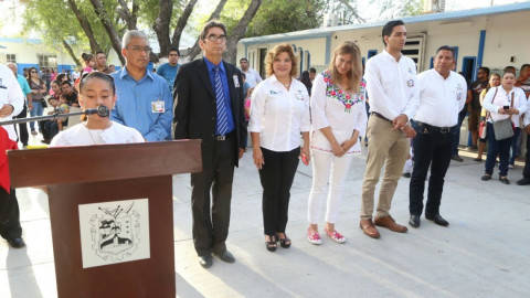Maki Ortiz inaugura Ciclo Escolar 2017-2018