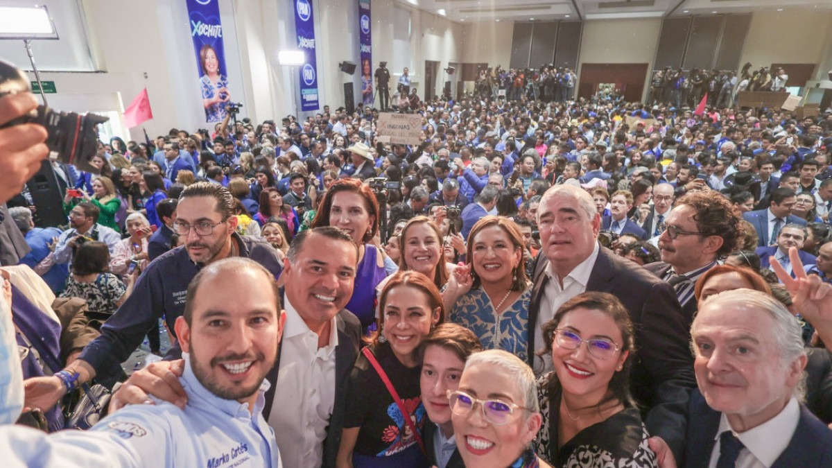 Xóchitl Gálvez se registra como precandidata del PAN a la presidencia