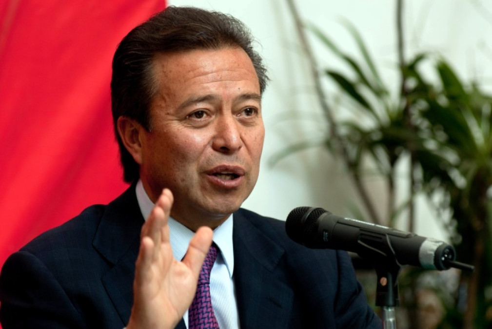 Camacho llama a que el PRI "sume" al pueblo