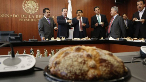 Senadores en México gastan más de 27 mdp en botanas