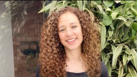 Luisito Comunica se transforma en mujer para app de citas