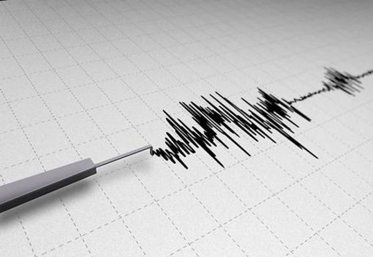 Indonesia es sacudido por terremoto de 6.1