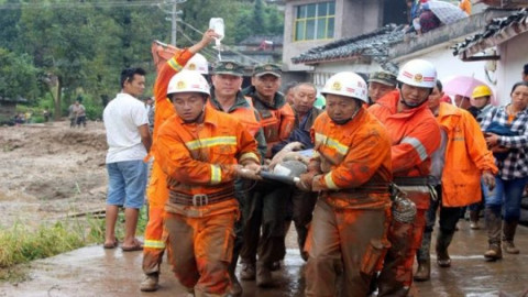 Se eleva el numero de muertos tras registrarse dos temblores en china