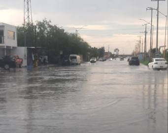 Lluvias dejan encharcamientos, pronostican más precipitaciones 