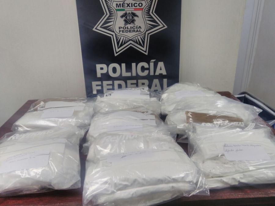 PF detiene a 8 personas con cocaína en el AICM