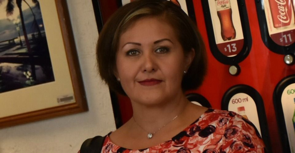 Se ampara Eva Cadena para no ser detenida