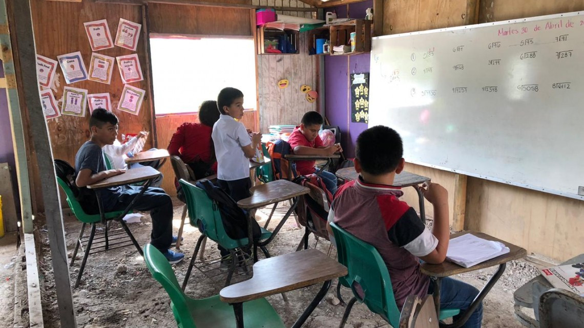 Eliseo sueña con una escuela de block que tenga aire acondicionado