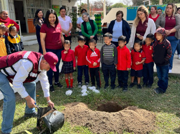 Siembra PAUT futuro con reforestación en escuelas