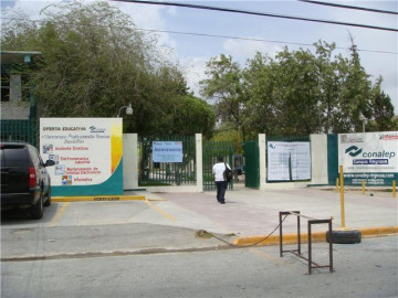 Baja la deserción escolar en los Conalep